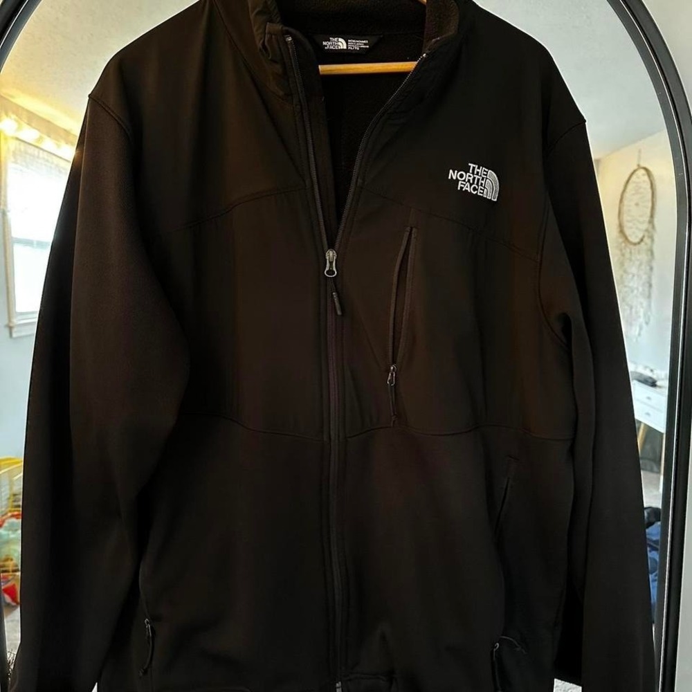 Black North‎ Face Zip Up